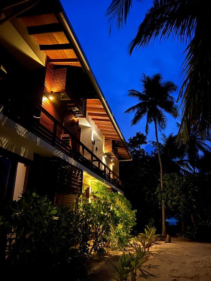Aveyla Manta Village