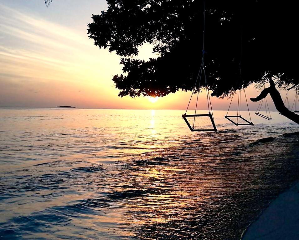 Aveyla Manta Village Dharavandhoo