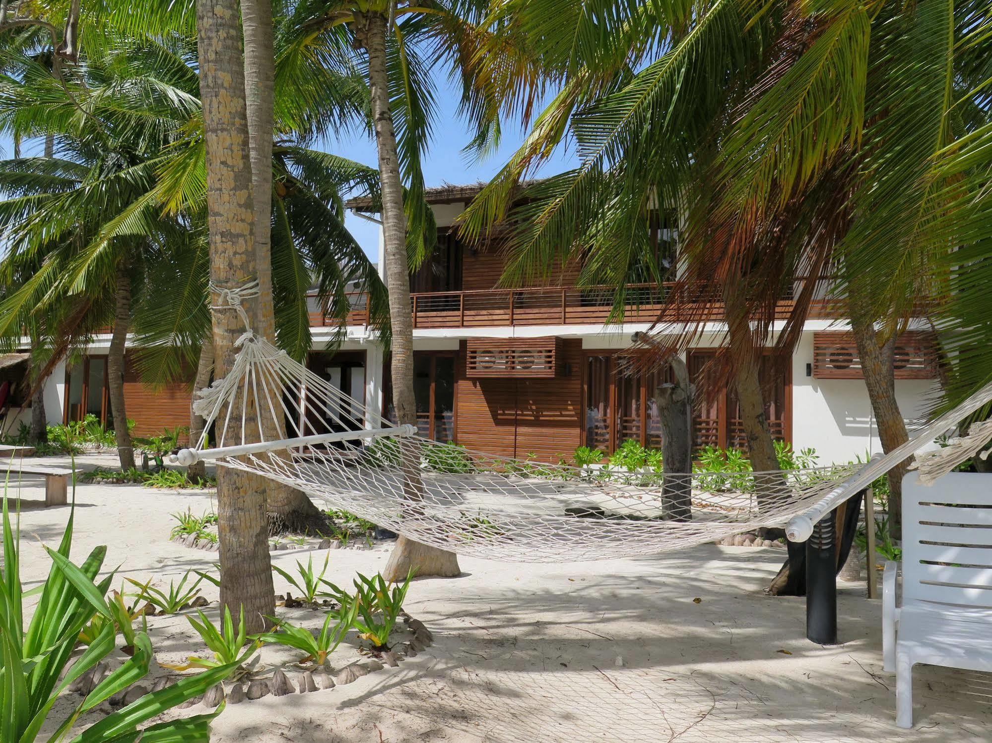 Aveyla Manta Village Dharavandhoo
