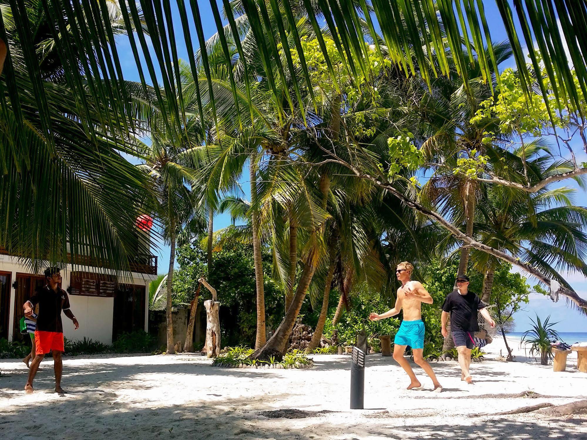 Aveyla Manta Village